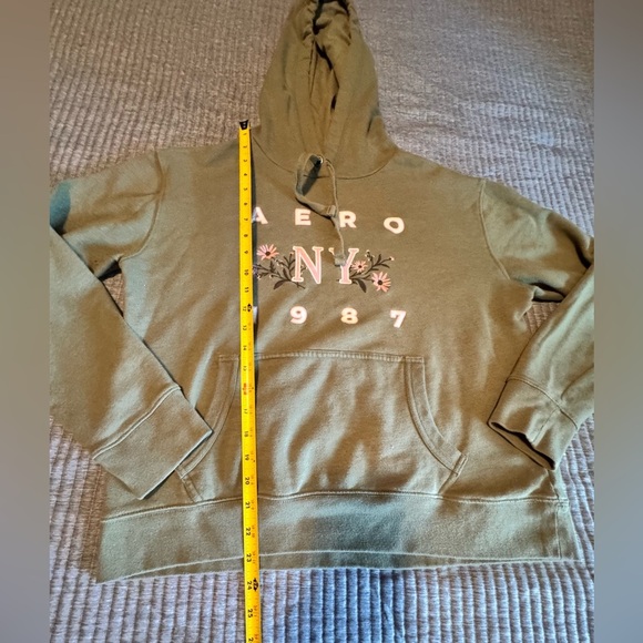 Aeropostale Green Sweater with Vintage Graphics Size L - Picture 7 of 13